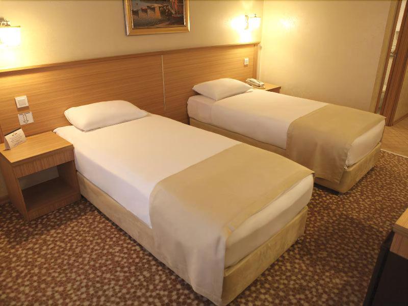 Sun Inn Hotel galeri fotoğrafı