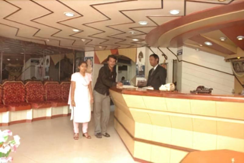 Hotel Preethi Palace