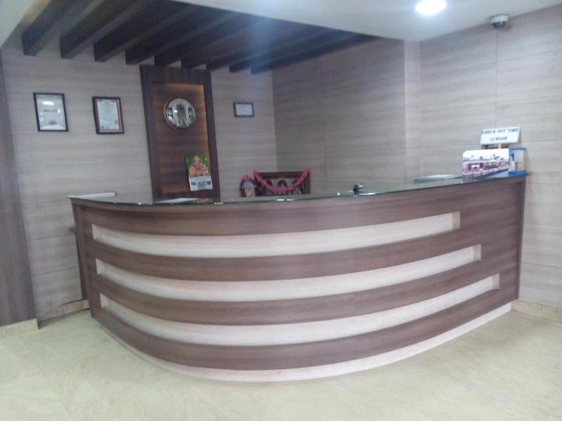 Hotel Preethi Palace