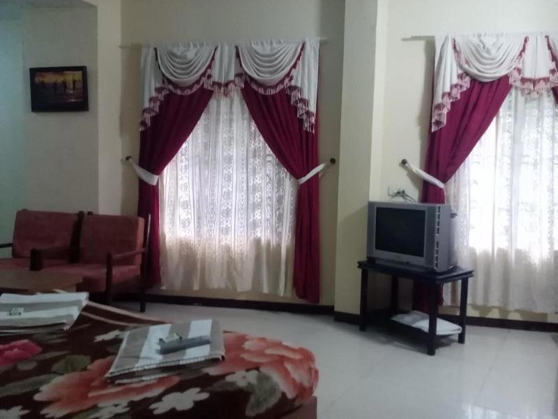 Hotel Preethi Palace