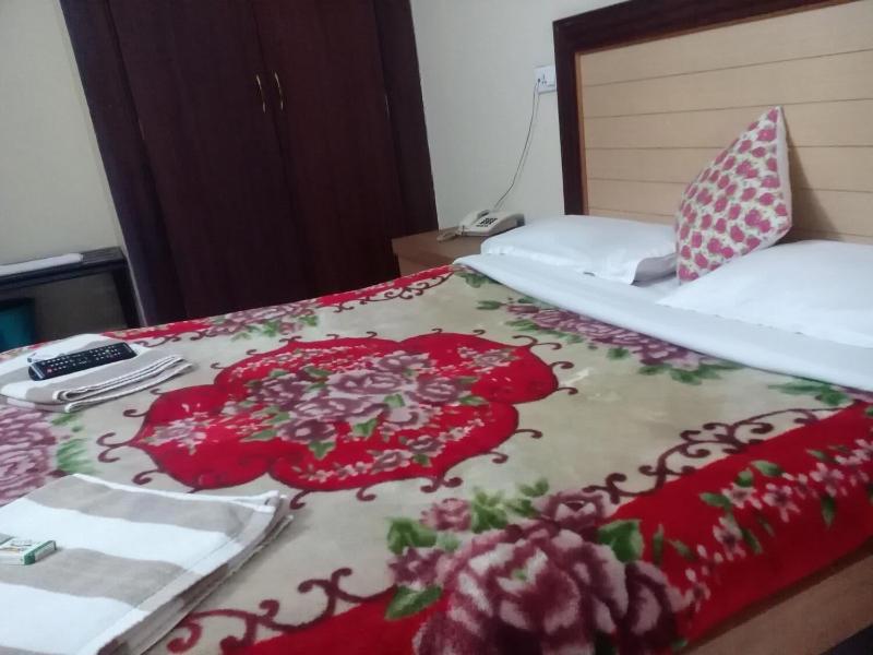 Hotel Preethi Palace
