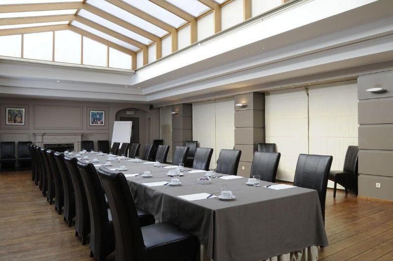 Cortina Hotel