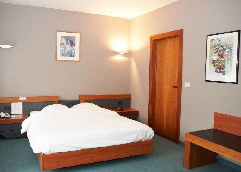 Cortina Hotel