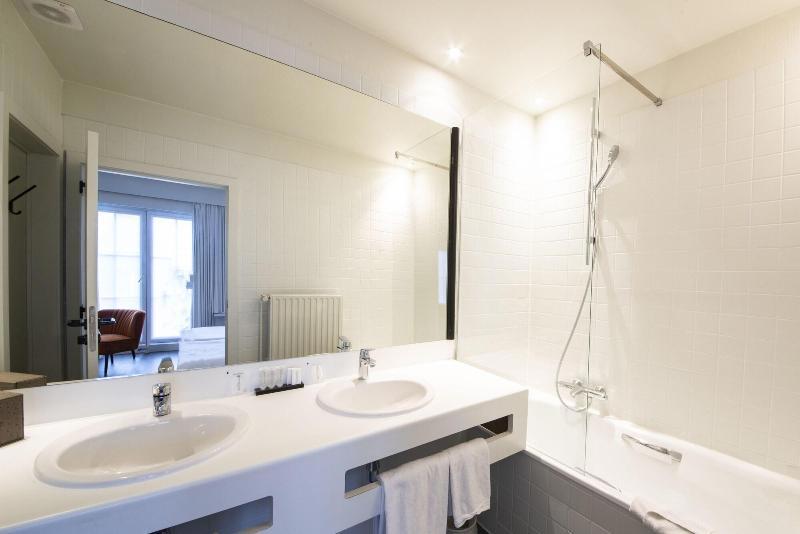 Cortina Hotel