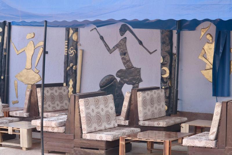 Airport Side Hotel
