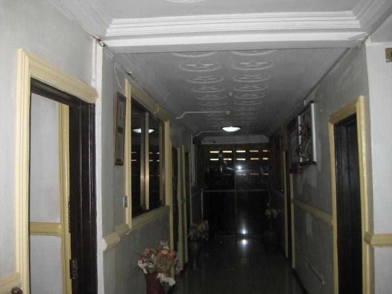 Airport Side Hotel