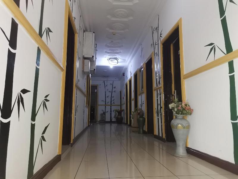Airport Side Hotel