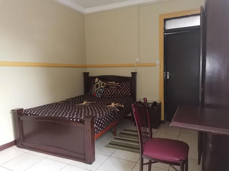 Airport Side Hotel