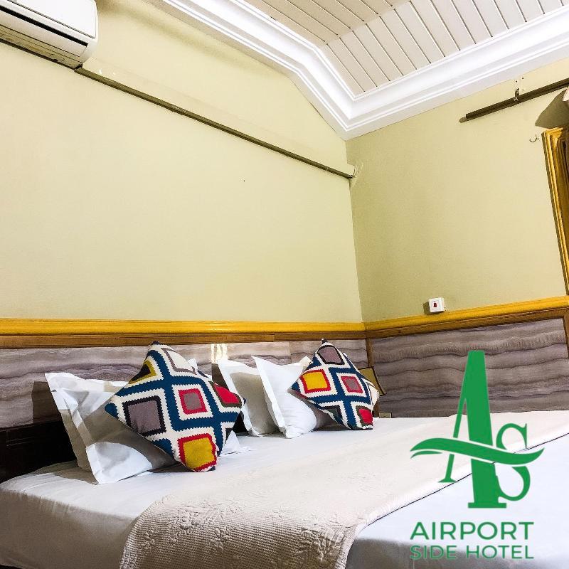Airport Side Hotel