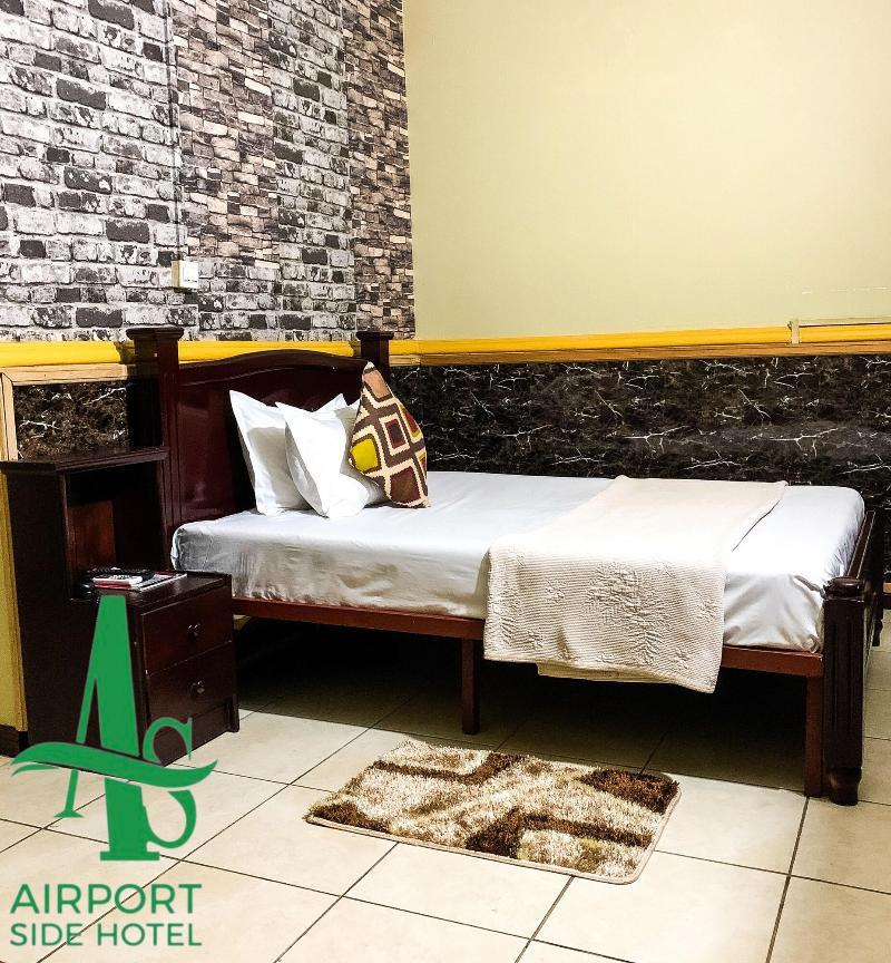 Airport Side Hotel