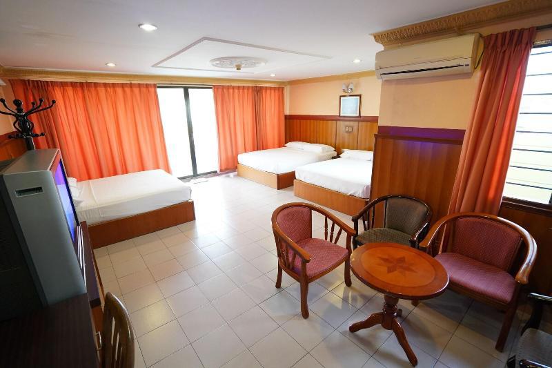 Fullywell Hotel