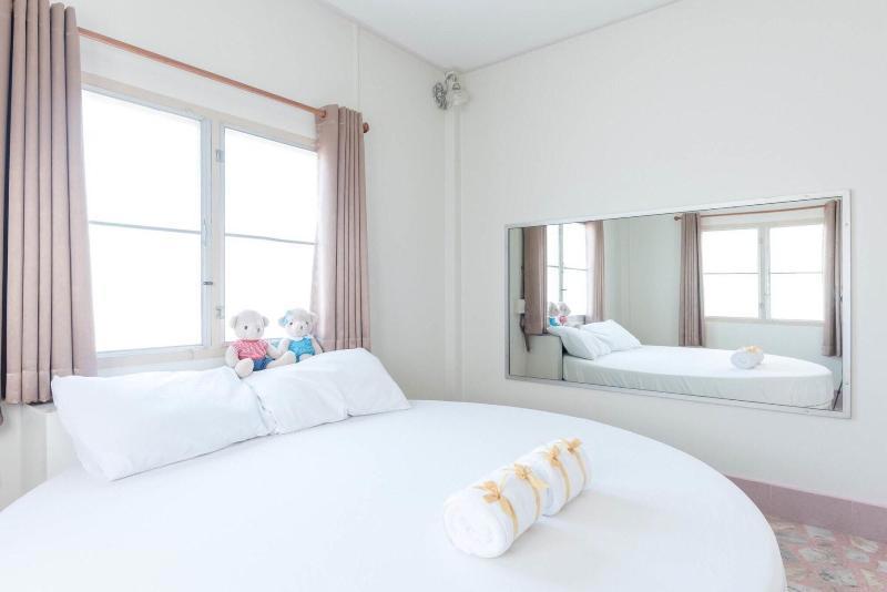 Chimphli Hotel