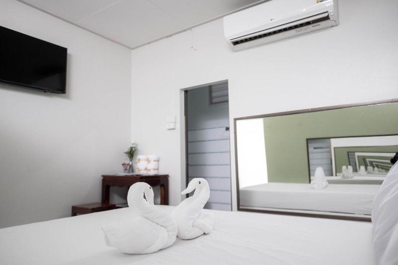 Chimphli Hotel