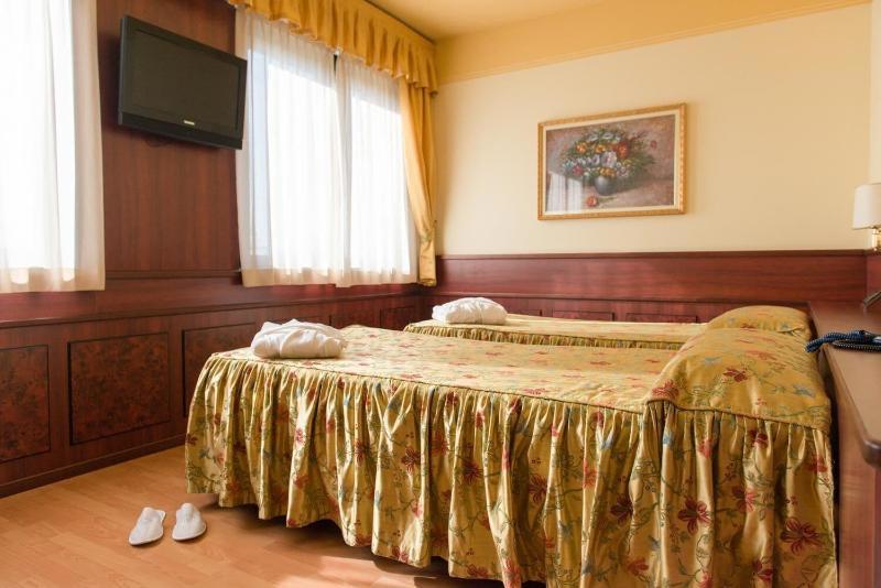 Melas Hotel galeri fotoğrafı
