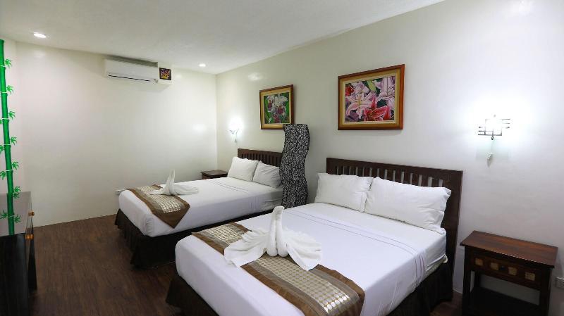 Luljettas Place Garden Suites