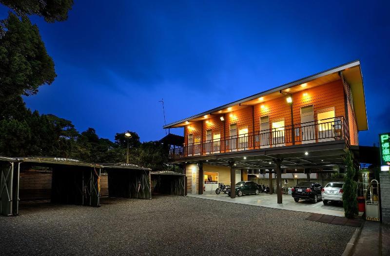 Jinge Guest House