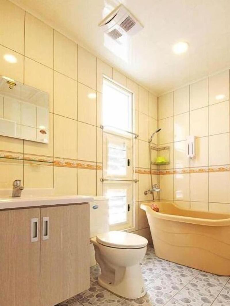 Jinge Guest House