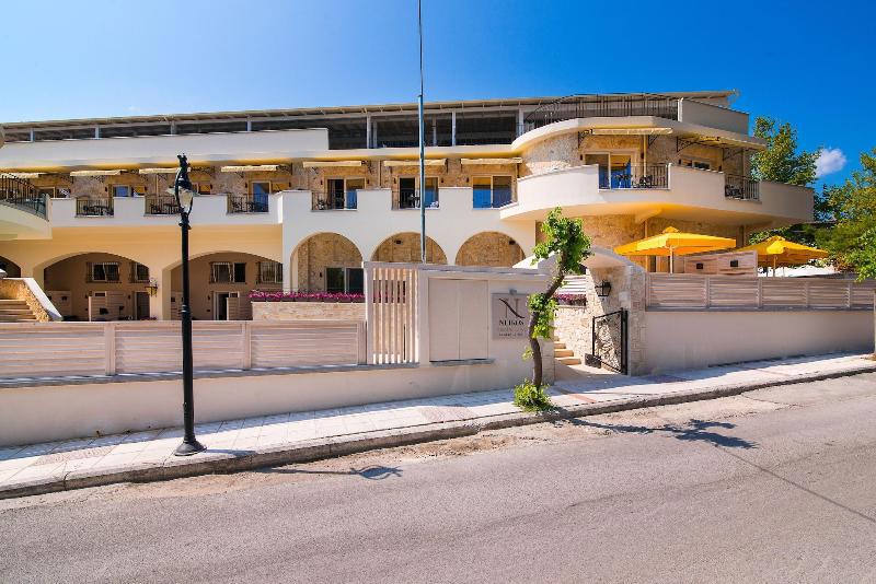 Neikos Luxury Suites galeri fotoğrafı