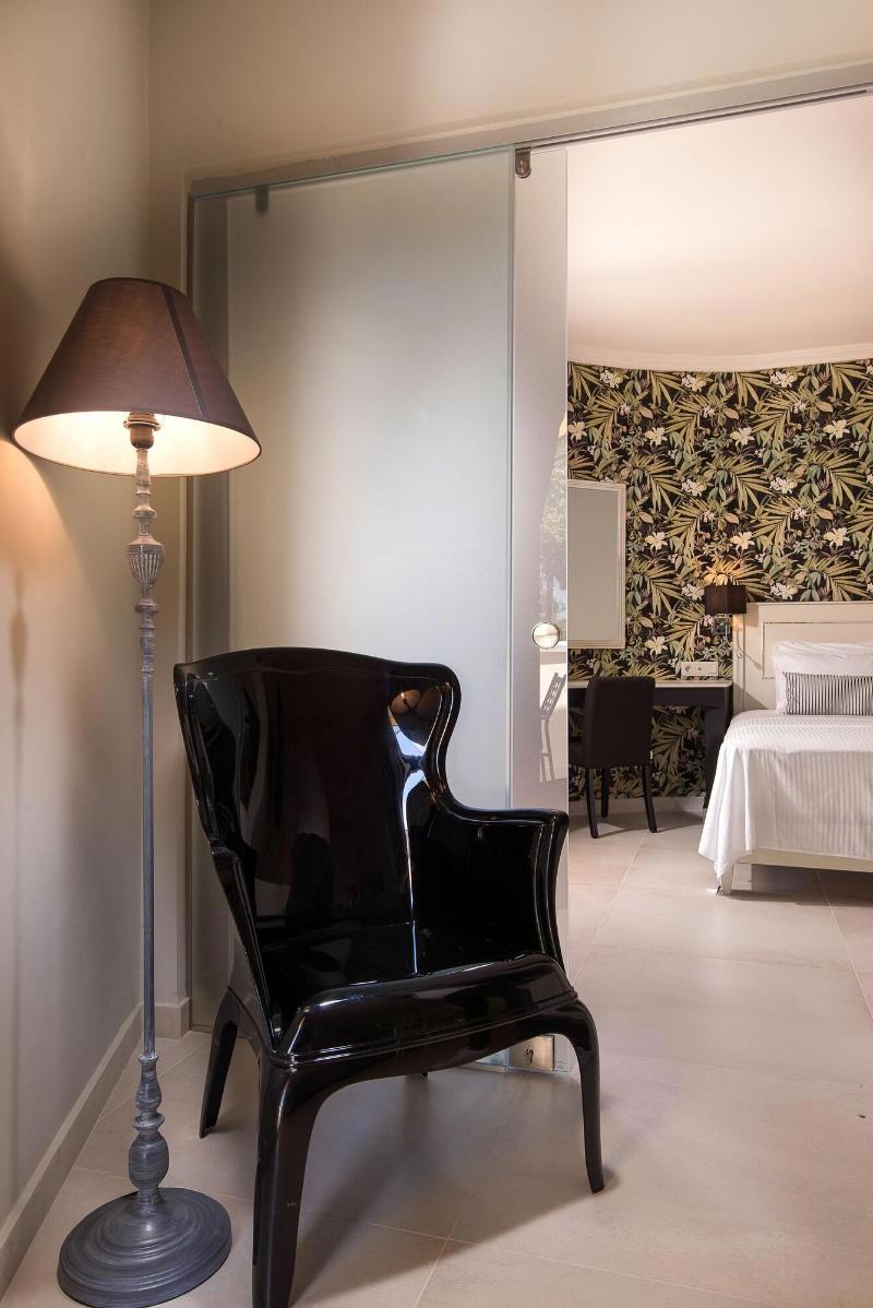 Neikos Luxury Suites galeri fotoğrafı