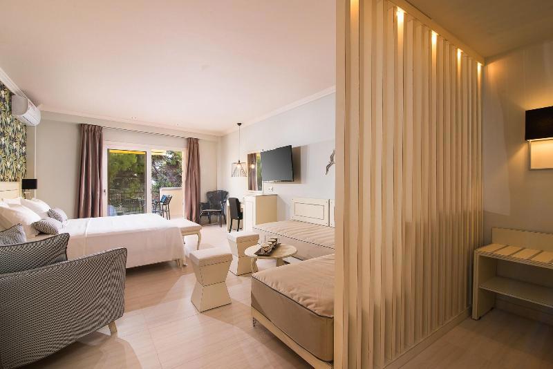 Neikos Luxury Suites galeri fotoğrafı