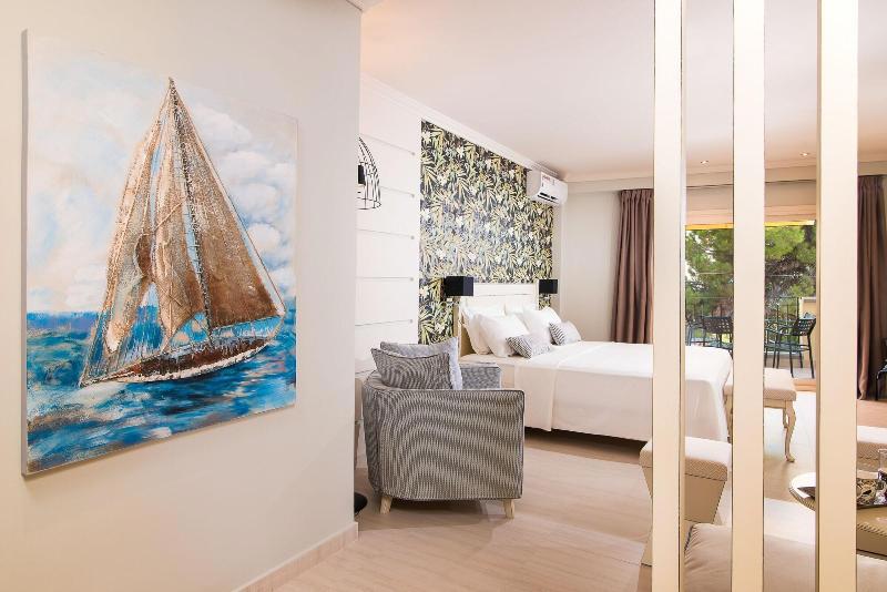 Neikos Luxury Suites galeri fotoğrafı