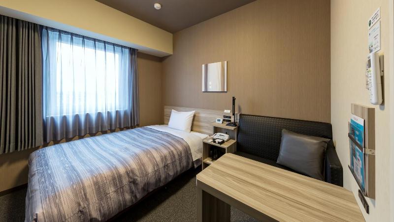 Hotel Route Inn Chiba Hamano
