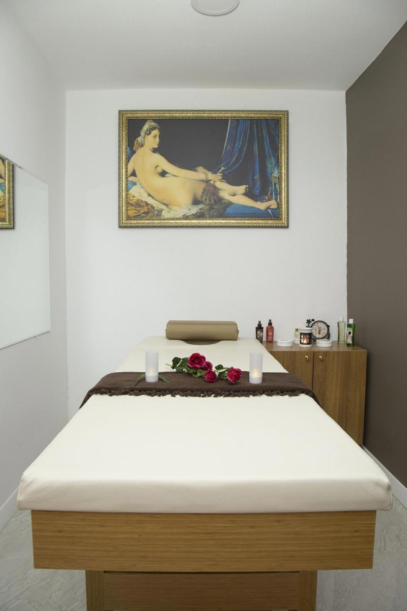 Safran City Hotel And Spa