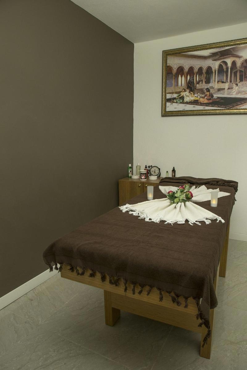 Safran City Hotel And Spa