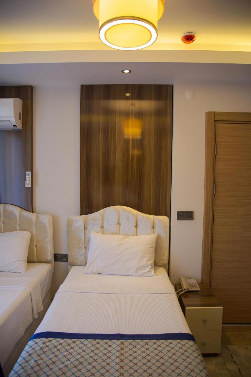 Safran City Hotel And Spa