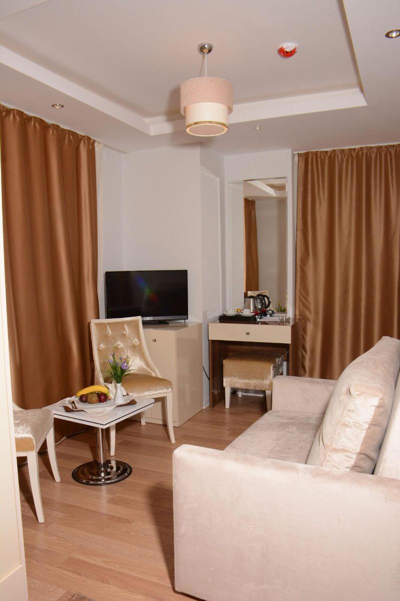 Safran City Hotel And Spa