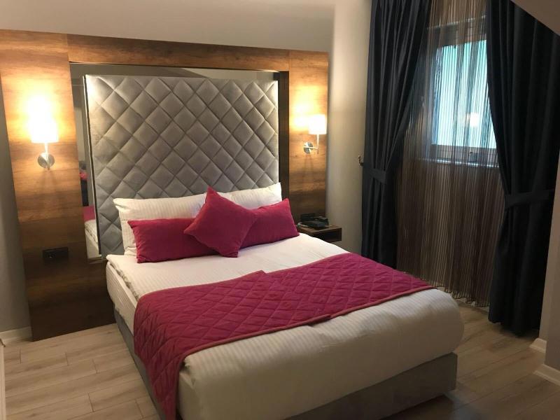 Double Bond Hotel Spa