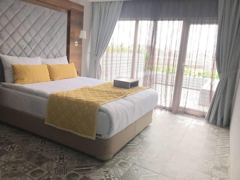 Double Bond Hotel Spa