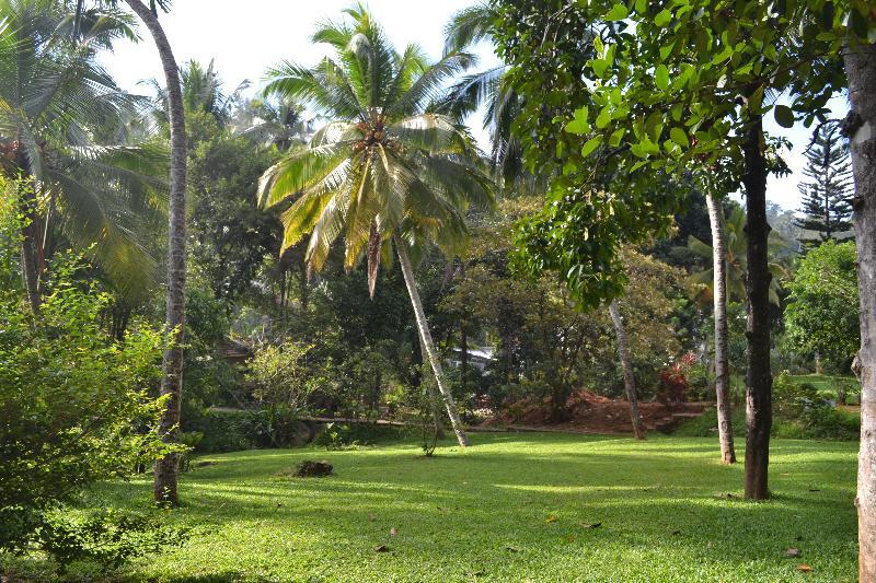 Clove Garden Hotel