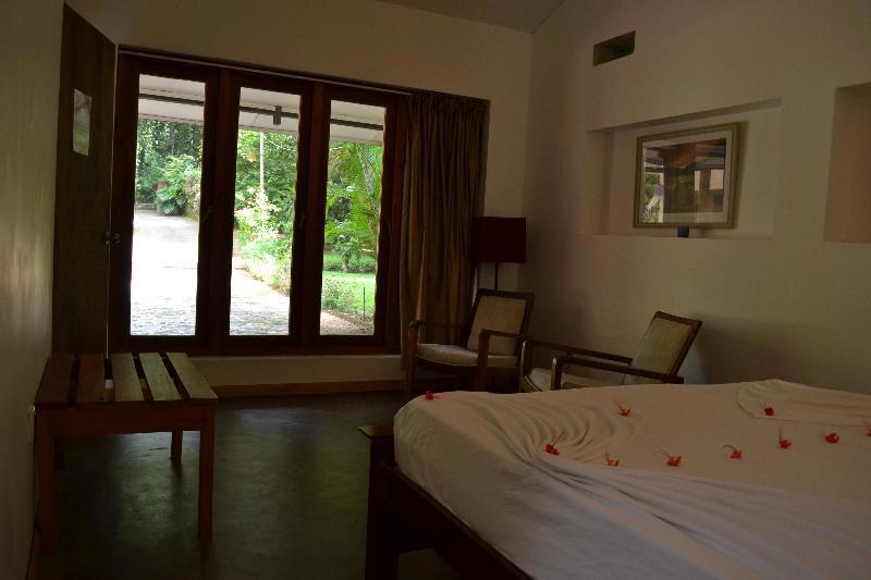 Clove Garden Hotel