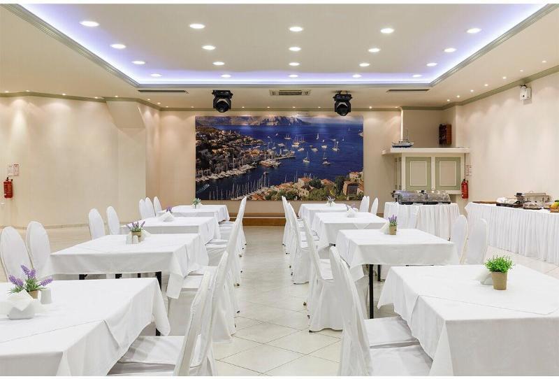 Opera House Hotel fotoğrafı