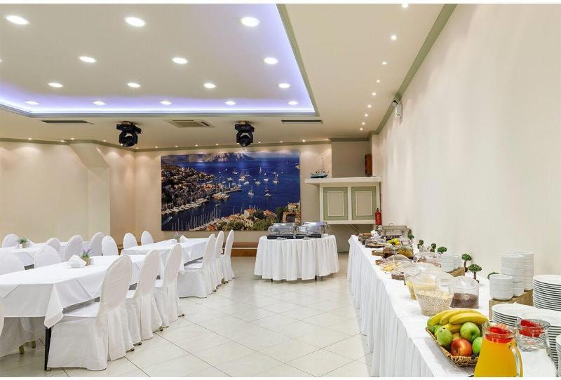 Opera House Hotel fotoğrafı