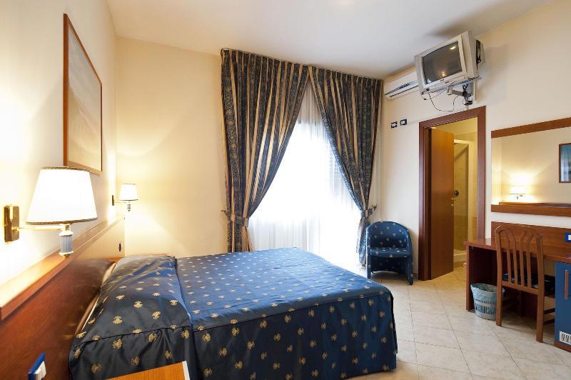 Hotel 4 Pini galeri fotoğrafı