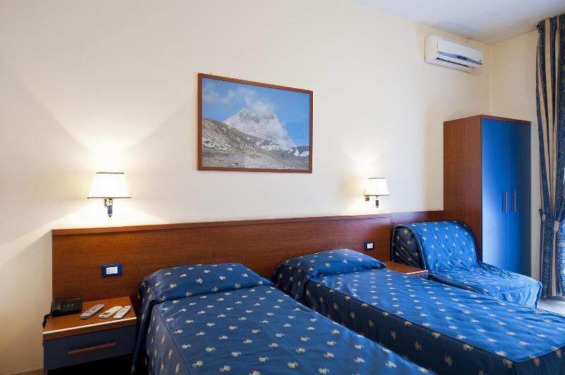 Hotel 4 Pini fotoğrafı