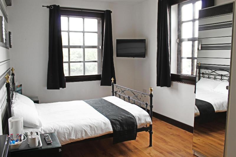 Cornmill Hotel