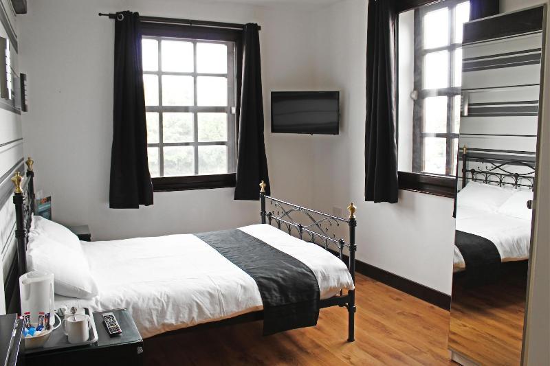 Cornmill Hotel