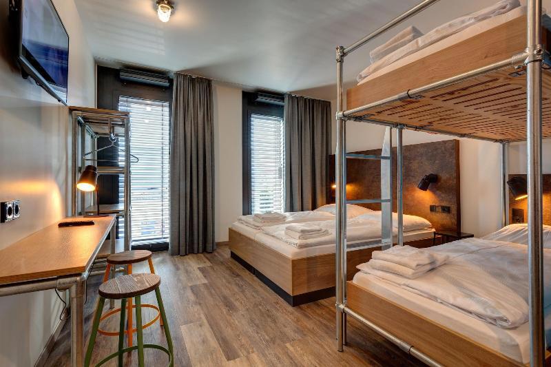 Meininger Hotel Berlin Tiergarten fotoğrafı