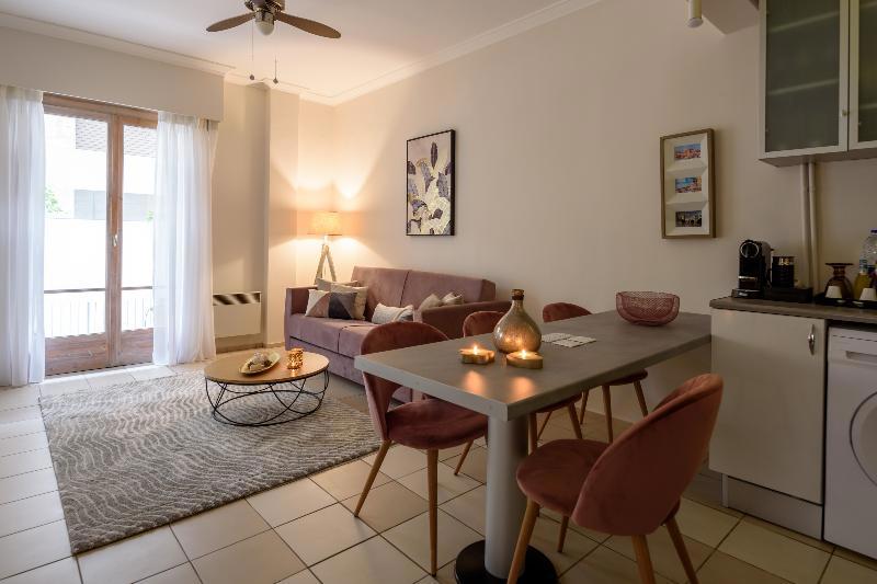 Athenian Residential Apartments galeri fotoğrafı