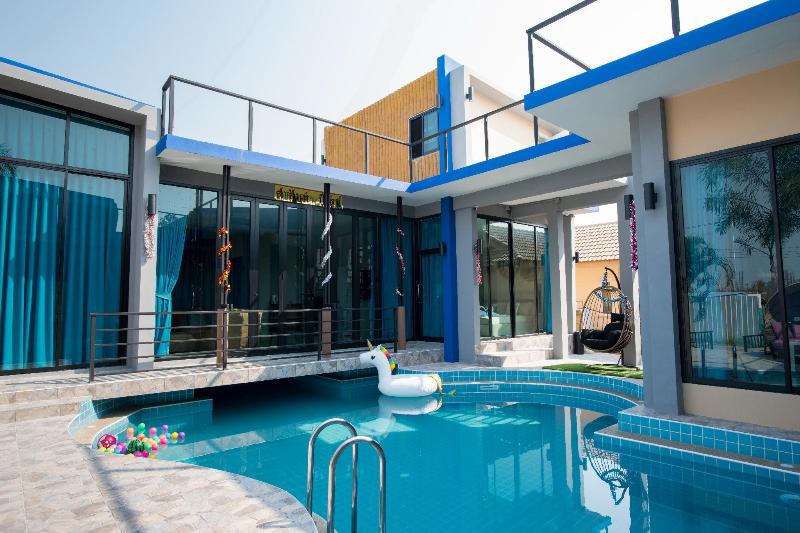 Charm Resort Cha-Am