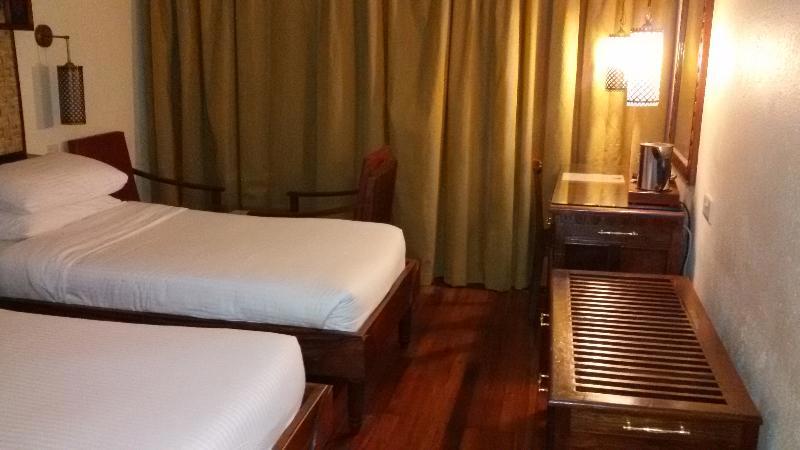 Lobo Wildlife Lodge
