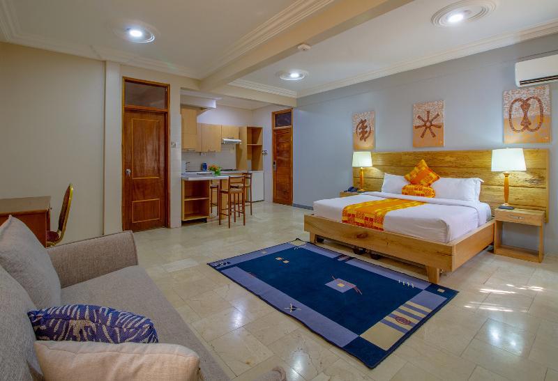Central Hotel - Osu