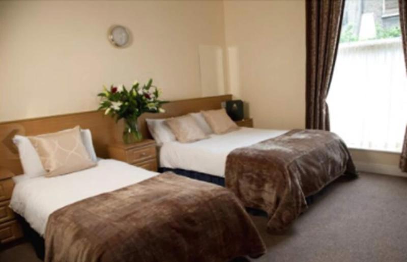 Celtic Lodge Guesthouse - Restaurant & Bar