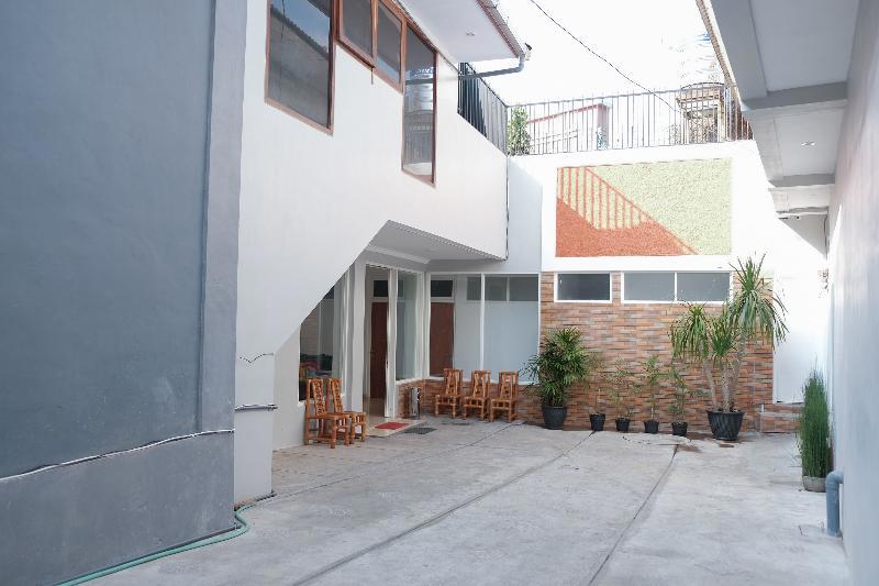 Oyo 1454 111 Residence