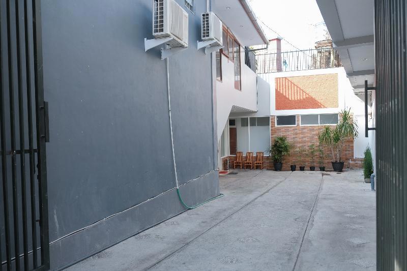 Oyo 1454 111 Residence
