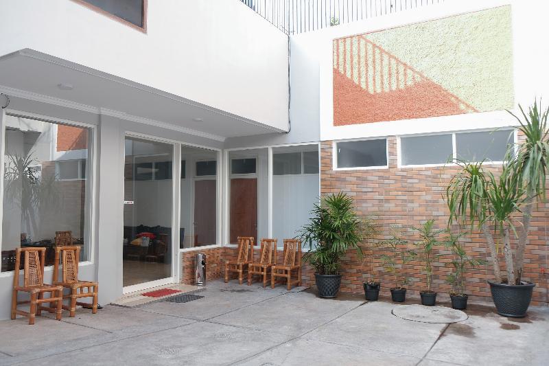 Oyo 1454 111 Residence