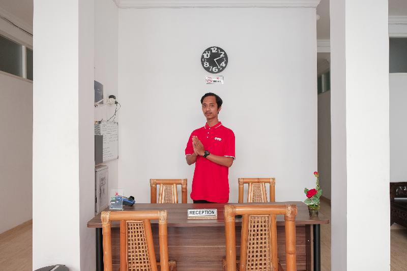 Oyo 1454 111 Residence